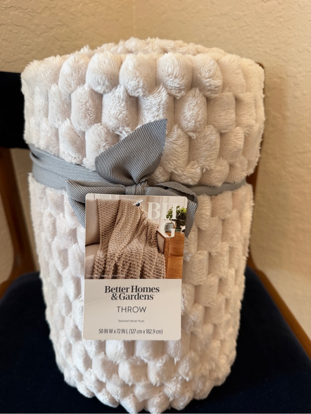 Better Homes And Gardens Textured Velvet Plush Throw in Beige 50”x72”